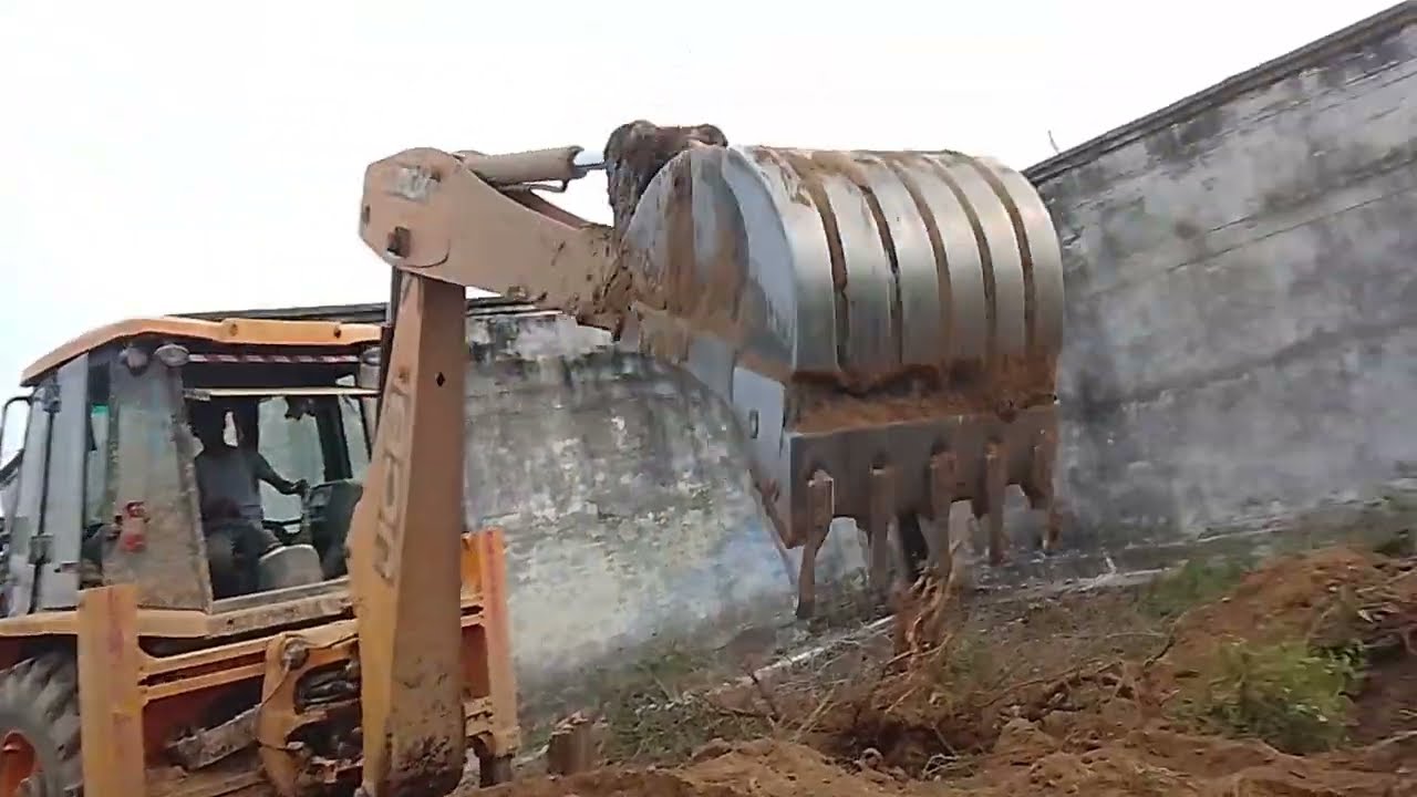 Jcb mashine stunt//जेसीबी मशीन कारनामा 