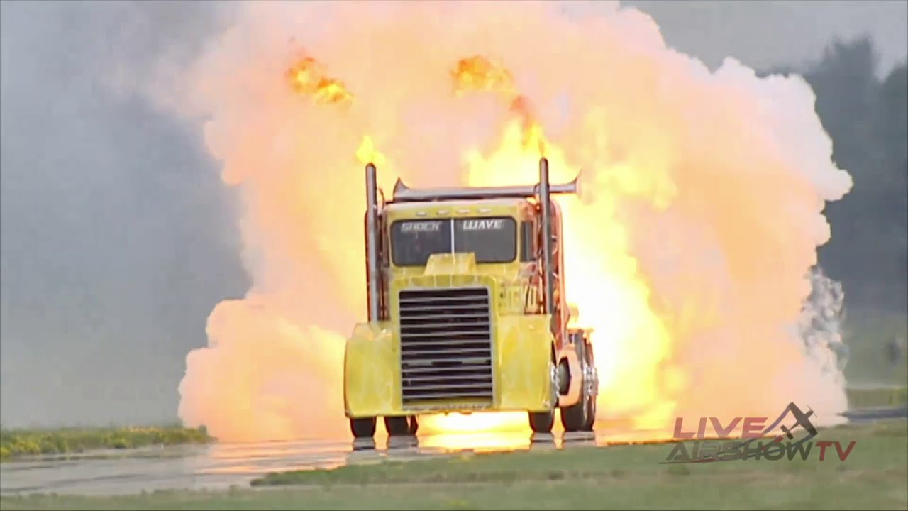 Logbook - Chris Darnell, Shockwave Jet Truck Driver