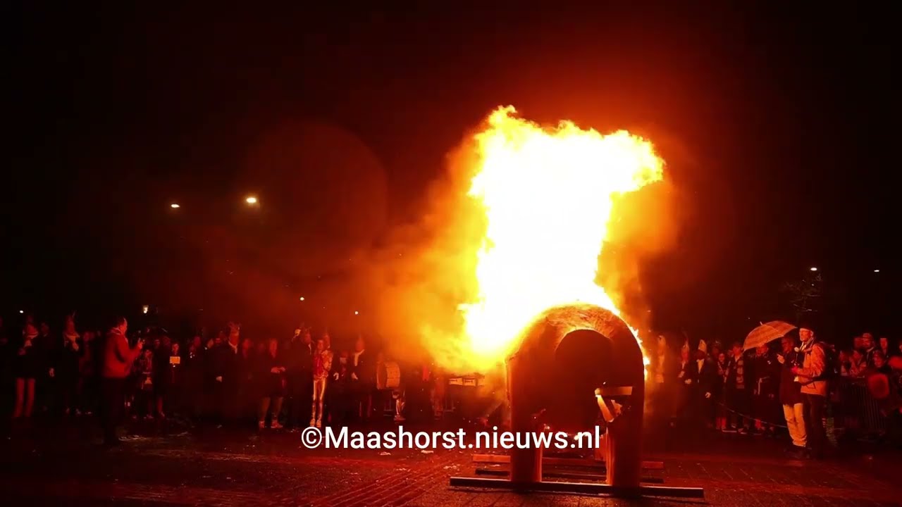 Knoerisverbranding Uden