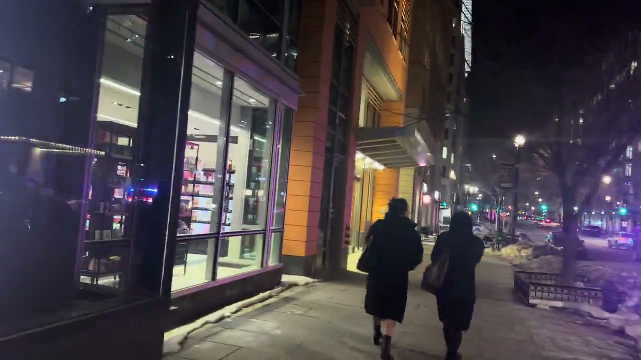 Washington DC Walking Tour: Happy Hour Thursdays down F St. from 7th/Capital One Arena