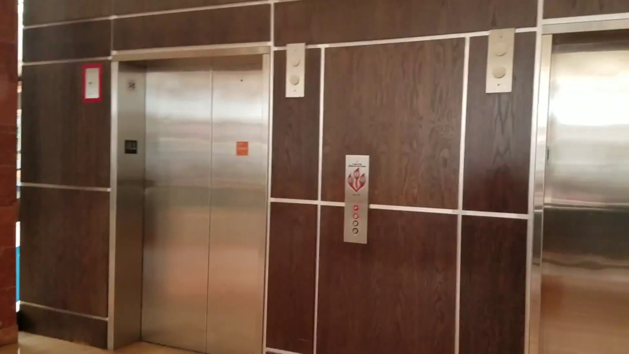 Schindler/MEI Innovation Hydraulic Elevator at Fox Valley Mall in Aurora IL w/ Collin Norwood