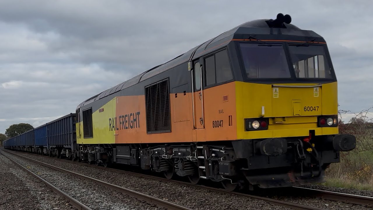 Diesel locomotive epic day 66302 66714 60047 passing by Burbage common with great tones 8/11/25 