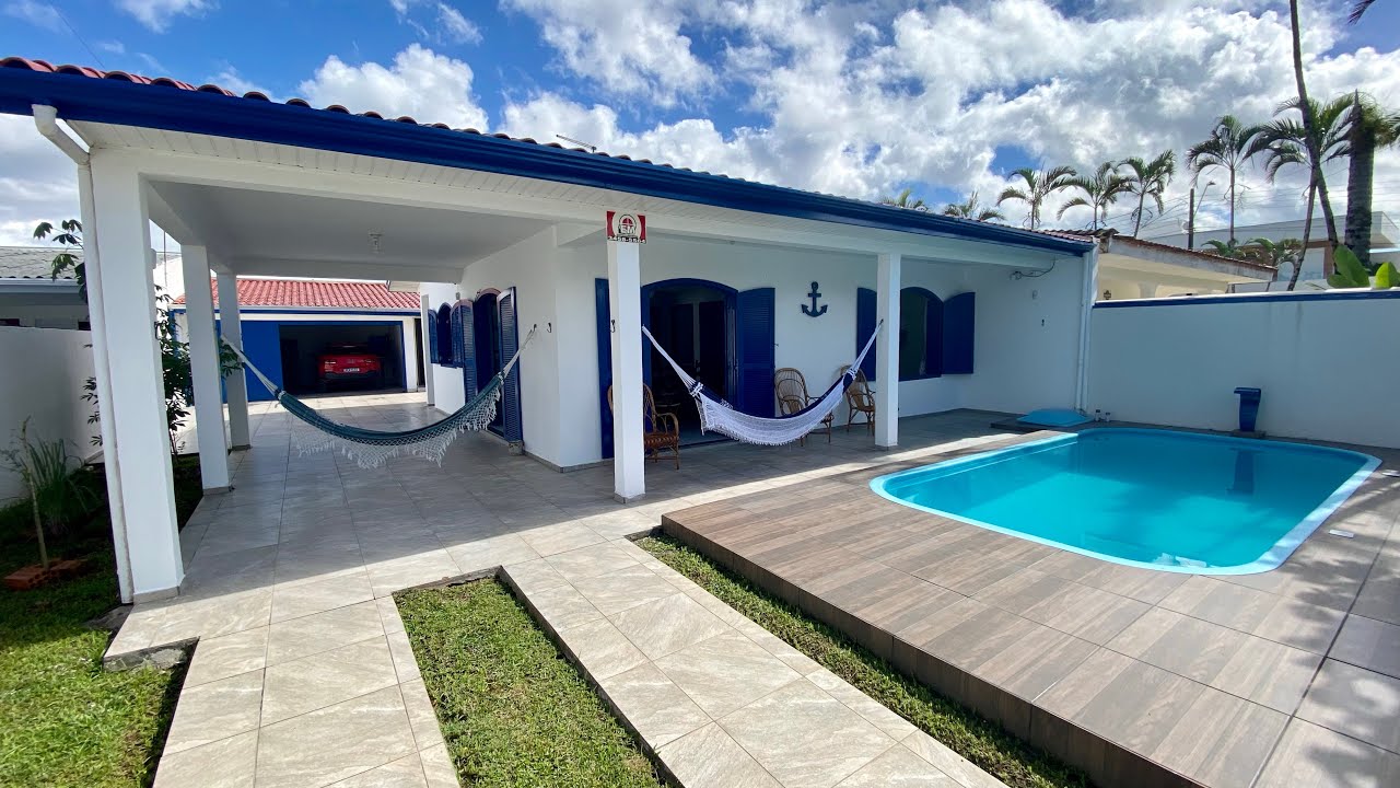 CASA ACONCHEGANTE A 01 QUADRA DO MAR | LITORAL DO PARANÁ