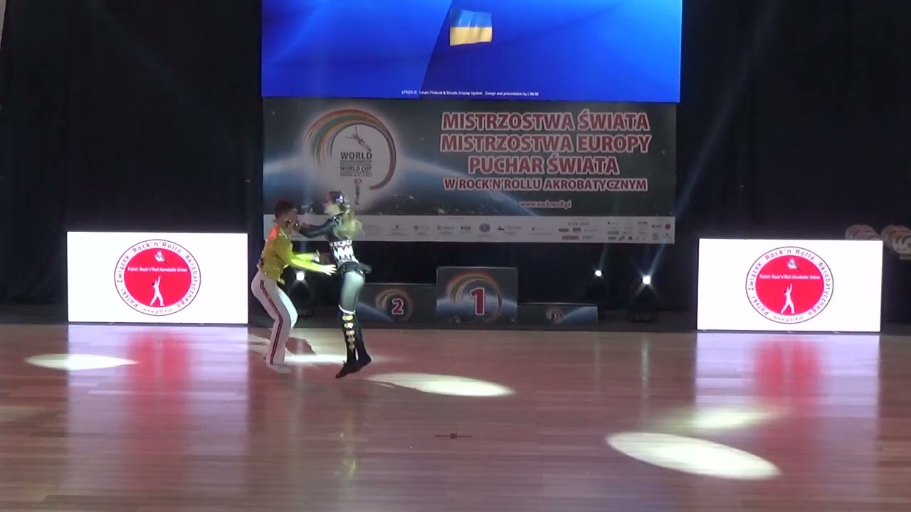Juniors, UKR - KAVERINA Yelyzaveta - TAHAIBAI Heorhii, 1. Place  [www.rokenrol.cz]