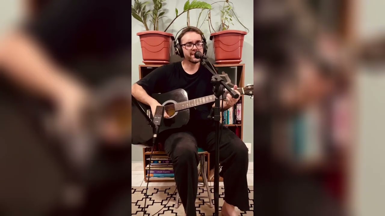Mais Um Ano &bull; Macedo Bellini