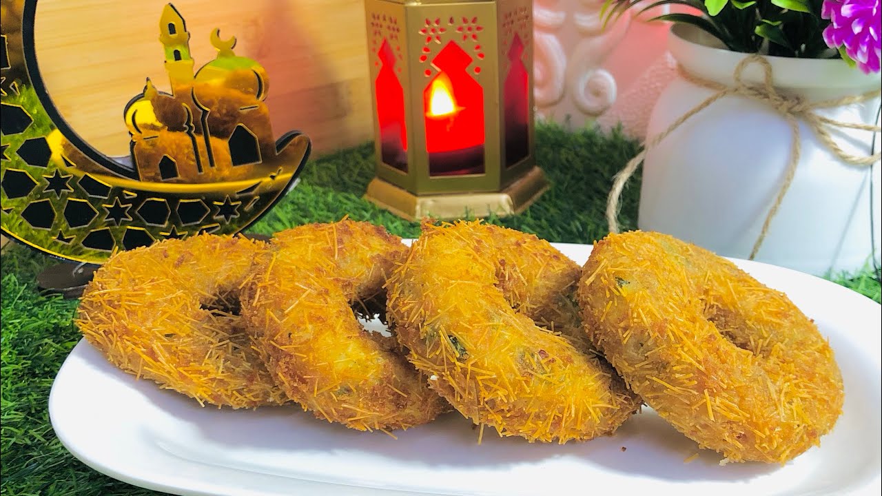 Crispy chicken Donuts | Easy & Delicious  Ramadan Recipe | Freezer friendly |  by  Fatima ki Duniya 
