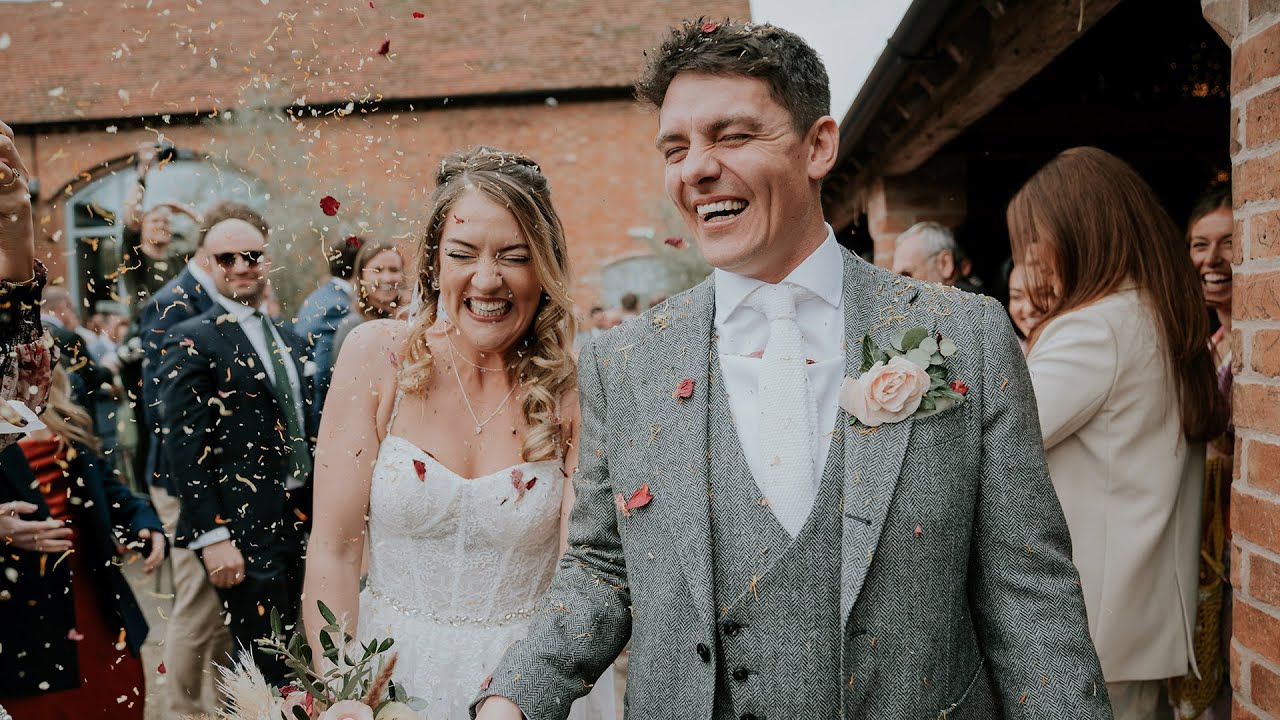 Aimee & Eoghan's Wedding - Swallows Nest Barn