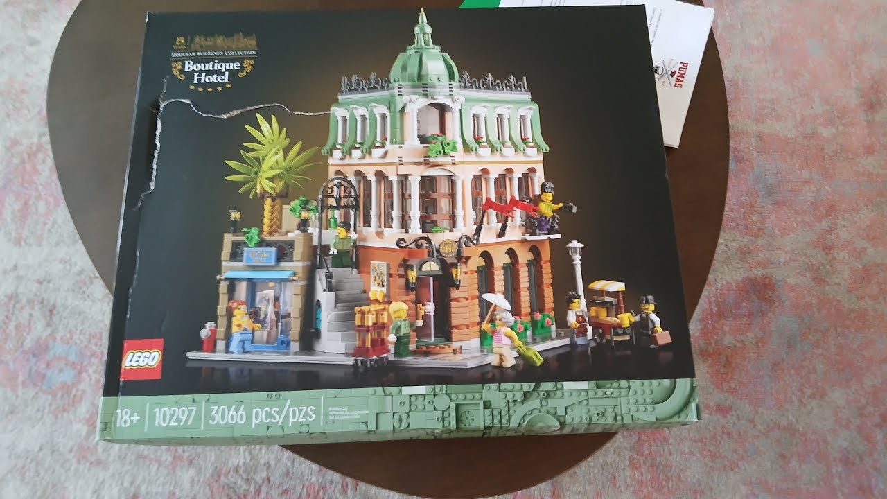 Building The Lego Boutique Hotel!!! (10297)