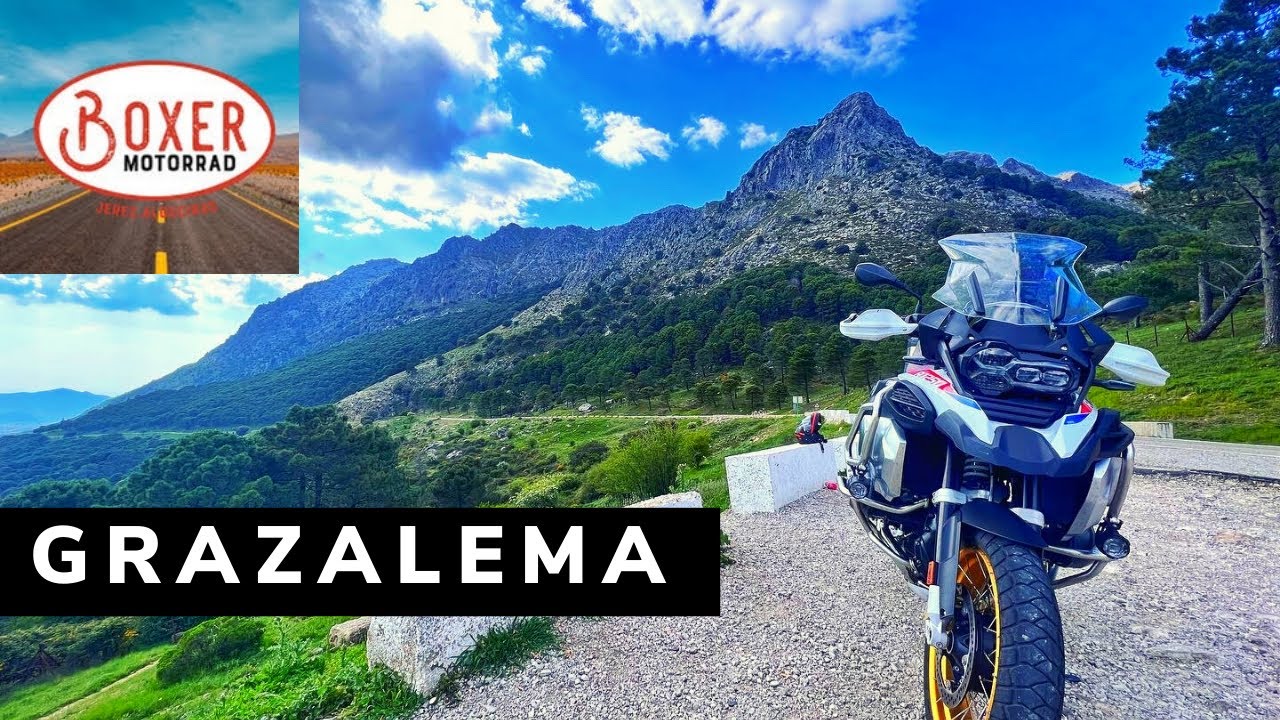 MOTOTURISMO  EN GRAZALEMA. PUEBLOS BLANCOS CÁDIZ.