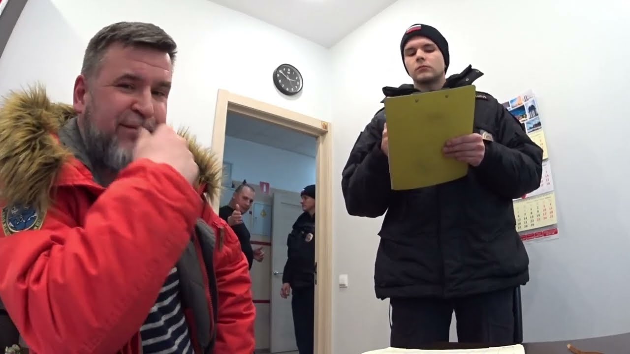 ч.2 ПЕТРОЗАВОДСКАЯ КОММУНАЛЬНАЯ КОМПАНИЯ. Что делать, если безопаснику жмут зубы? Дайте всем оценку.