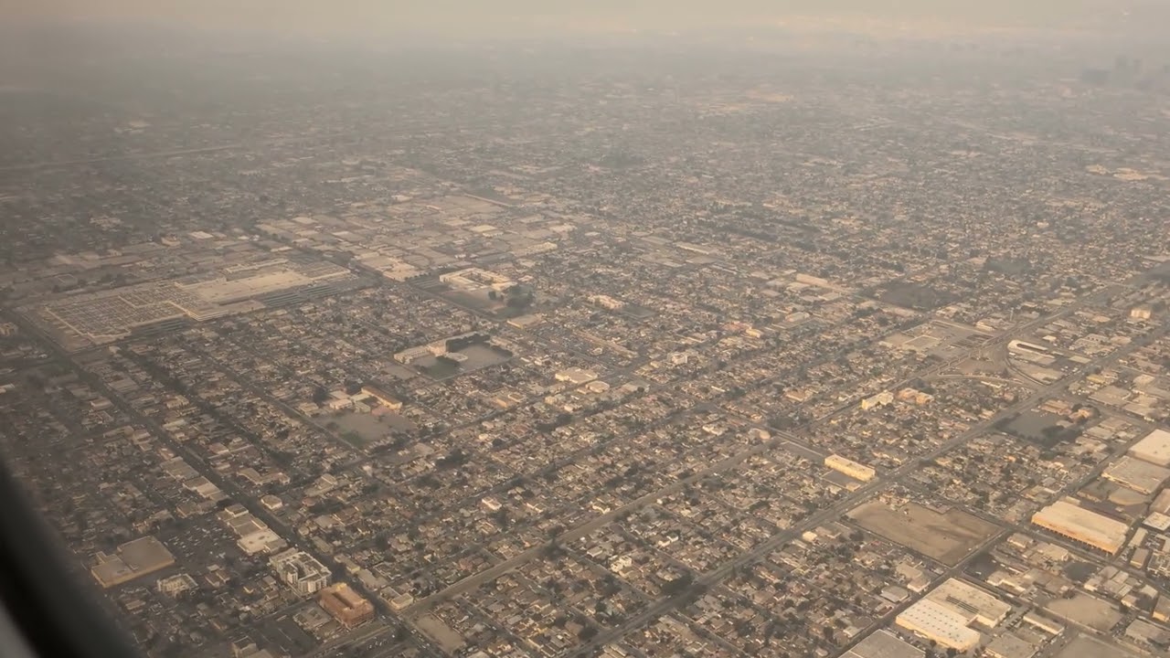 AS1306 737-MAX8 final approach to LAX, Los Angeles, CA, 2025-01-09
