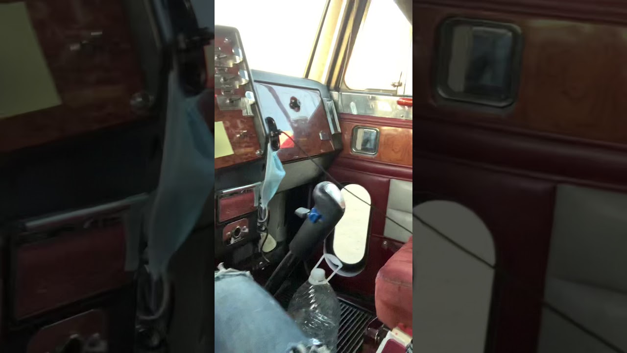 Classic 1997 Peterbilt 379, 15speed.