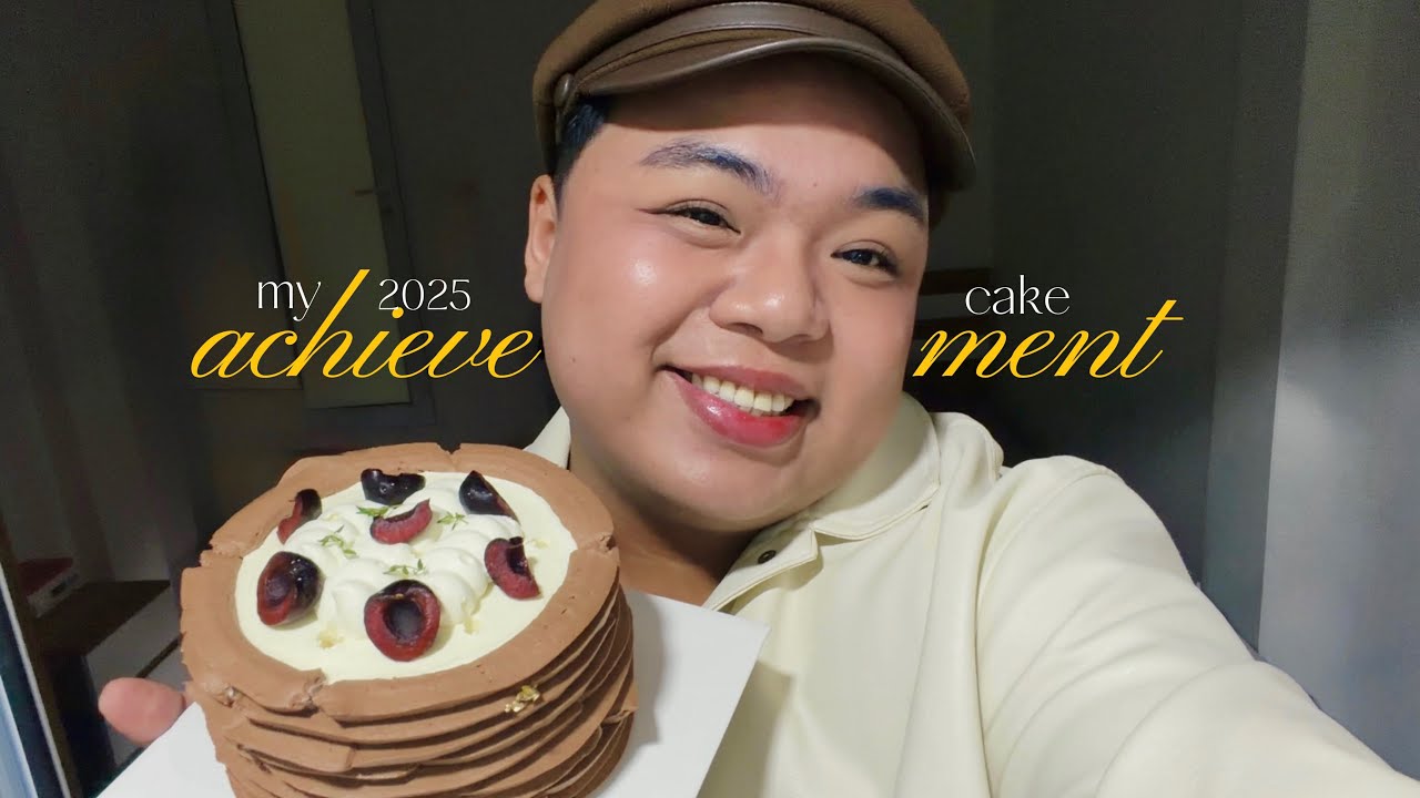 my 2025 achievement cake :') 🏆🎂