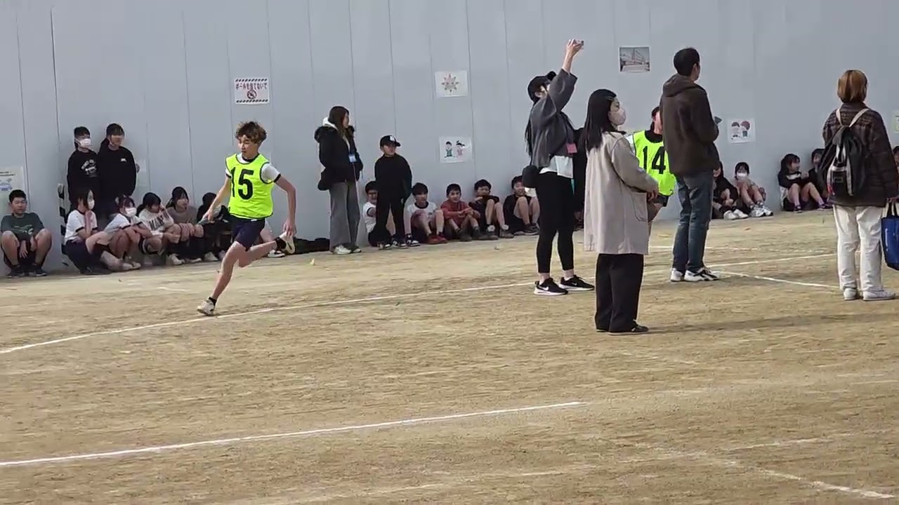 見にきたで、(笑)グダグダやんけーやる気ないやろーもういっかい、はしるんかい。