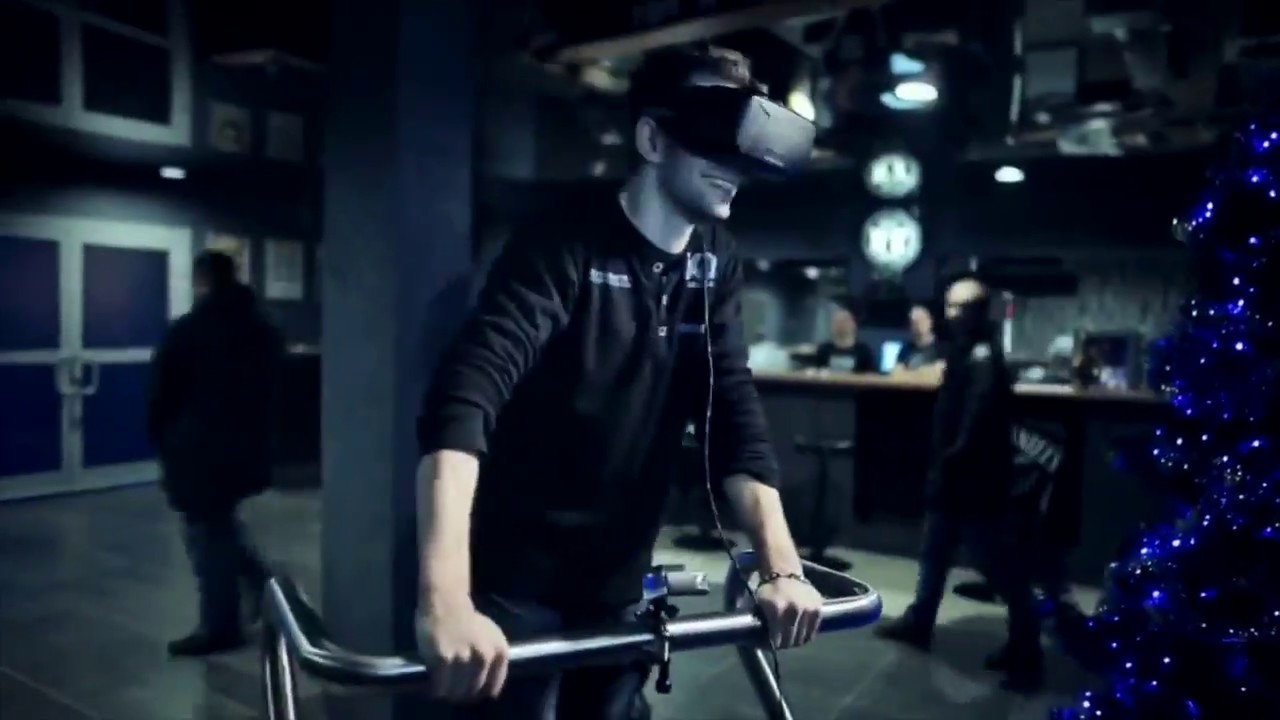 Virtual Reality Simulator For Hire At Events & Weddings in Ireland | Wide Variety Events