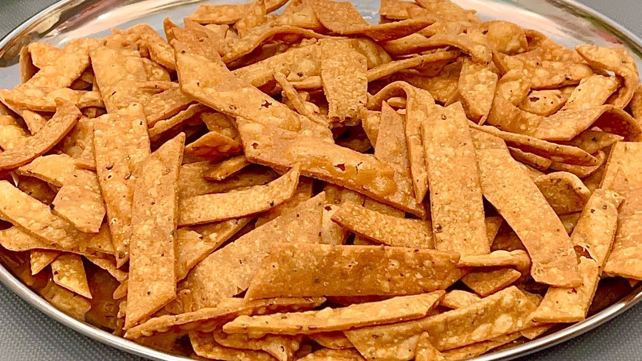 Aate Ke Namak Pare | Namak parey With Wheat Flour | Aate Ke Healthy Snacks | SAMREEN SABAH