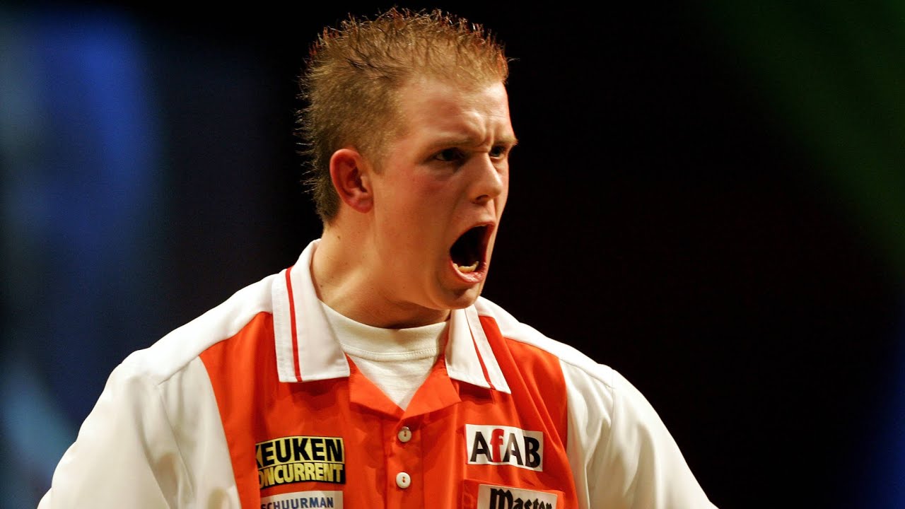 Masters of Darts 2007 - Michael van Gerwen 9 Darter