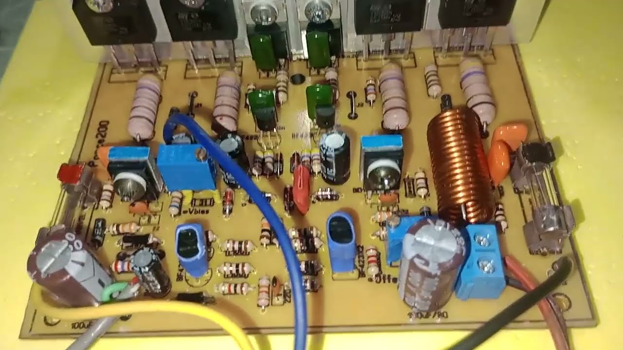 Amplificador classe AB 200w RMS em 4 OHMS , com vi limiter.