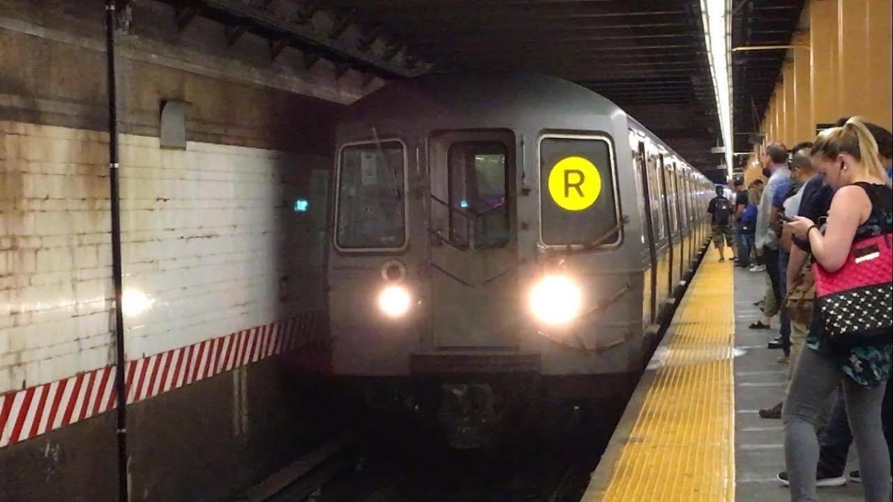 MTA NYC Subway: R68A (R) Train Action via Broadway Line