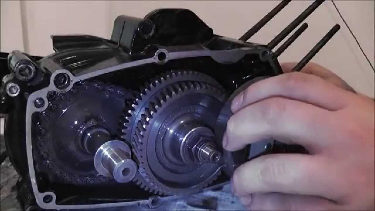 Tomos Engine Open Up / Tomos motor openen - A52 Crankcase/Carter