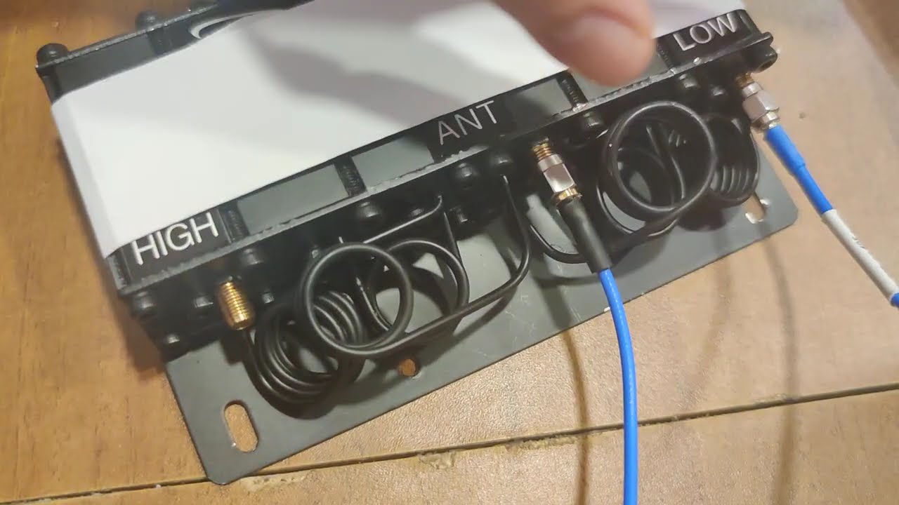 Як перевірити дуплексер VHF діапазону векторним аналізатором