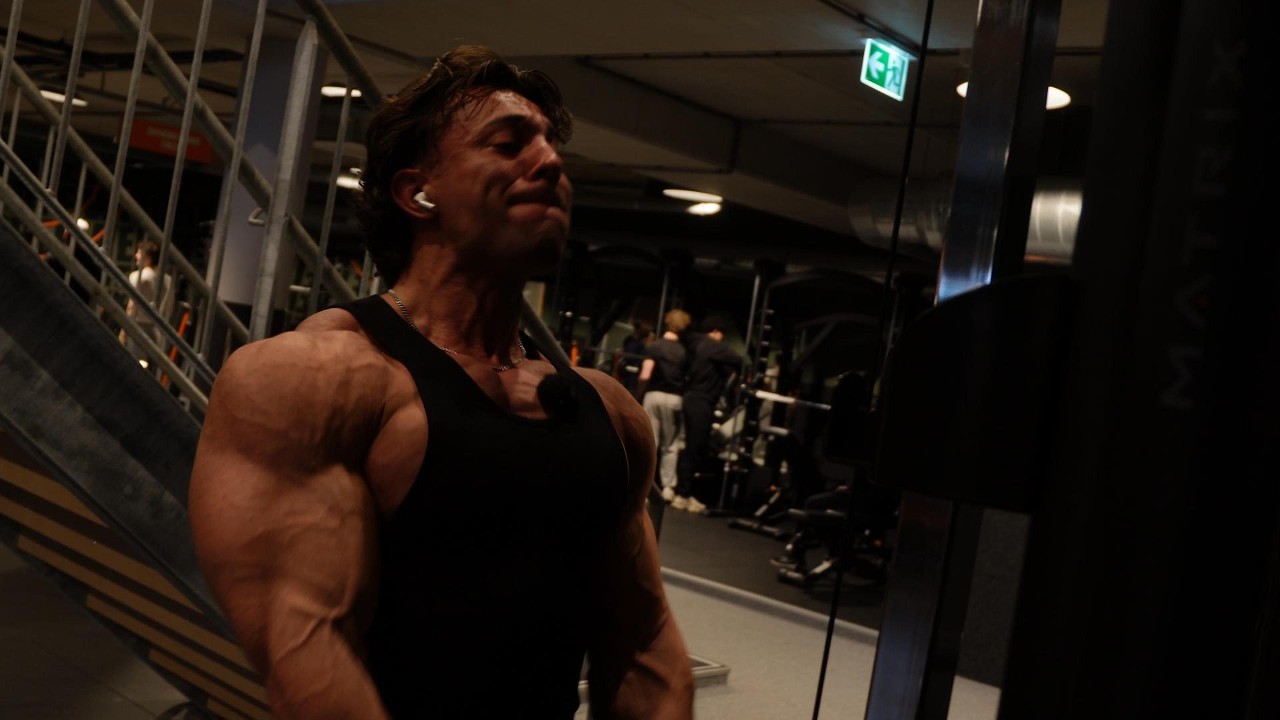 ANABOLIC CHEST DAY + SHAPE UPDATE | 7 WEEKS OUT