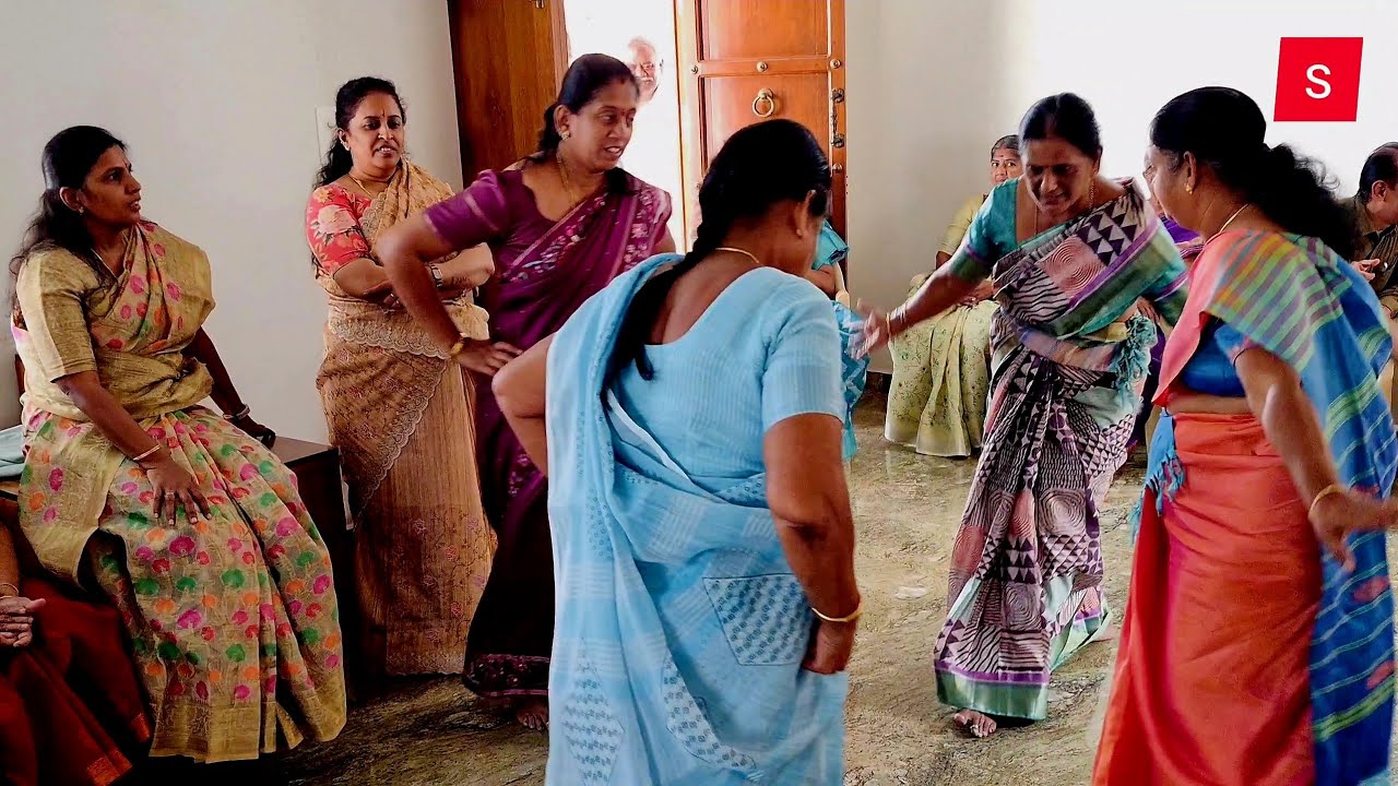 🟢 தயிர் கடைவோமே கோபிகாள் | THAYIR KADAIVOME GOPIKAL |