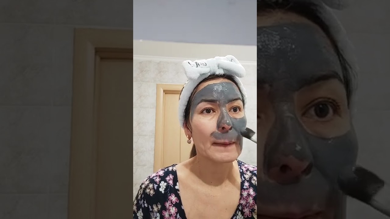 Мэри Кей қара маскамен кешкі бет күтімі