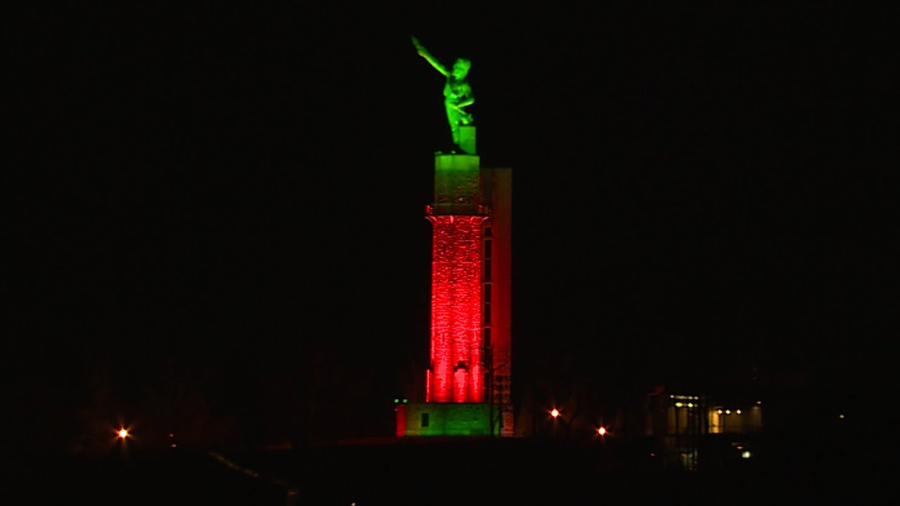 VIDEO: Vulcan Holiday Light Experience