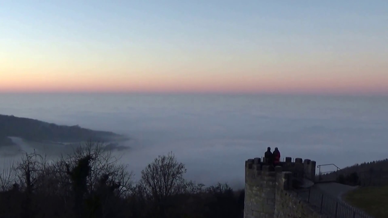 Waldenburg über den Wolken (Woklenschicht über Hohenlohe)