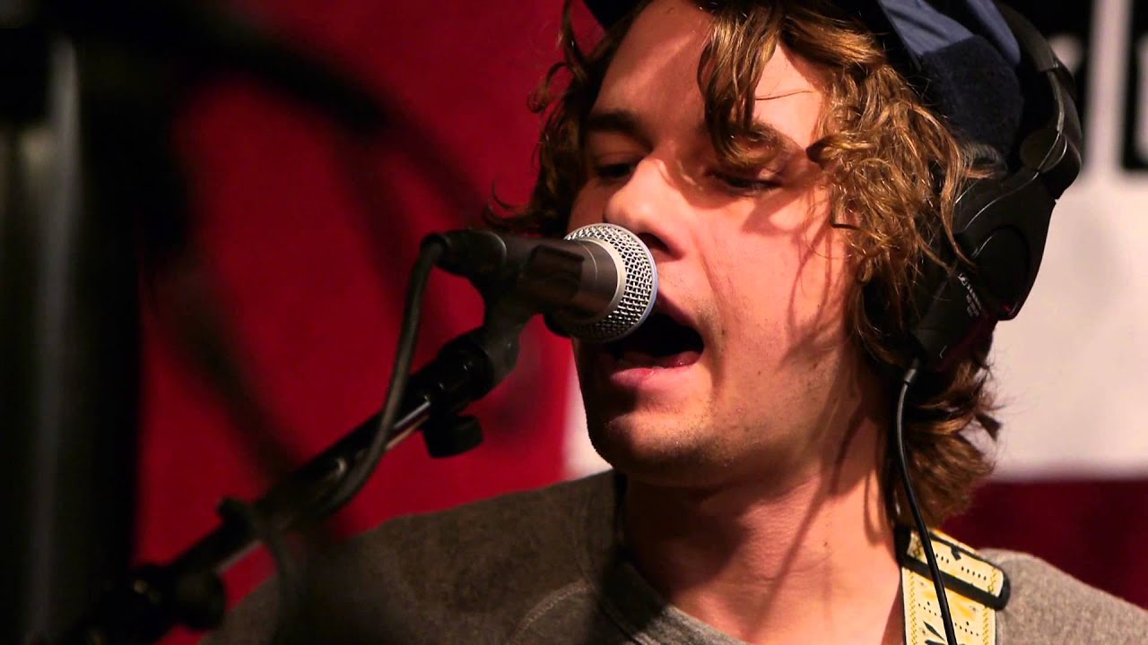 The Babies - Slow Walkin' (Live on KEXP)