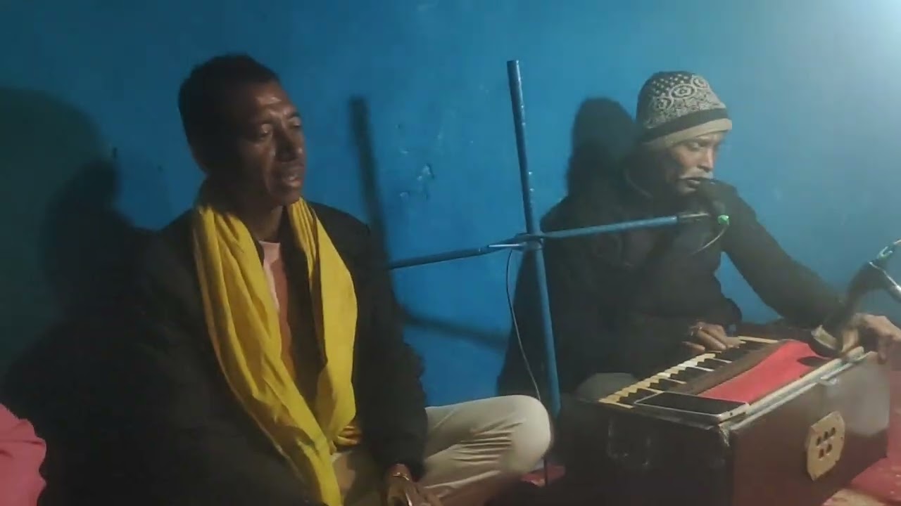 भारत ब्यास। बिट्टू ढोलक। मधुर स्वर में मानस। सीधी रीवा बहरी शहर में।मो नं 6260103773