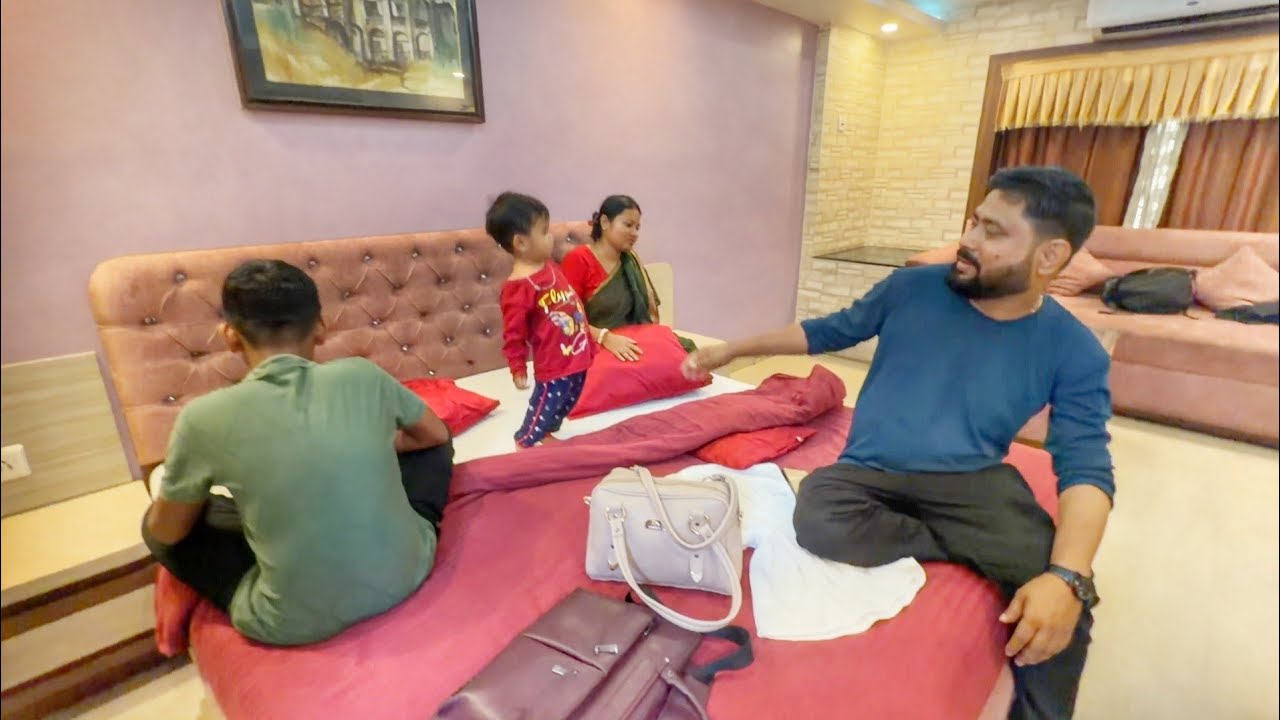 সকাল সকাল পুরীর হোটেলে পৌঁছে গেলাম, পরীর সেকি আনন্দ😆
