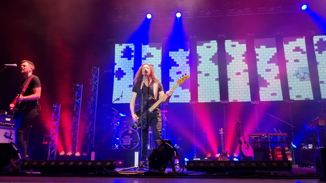 Another Brick In The Wall by The Classic Rock Show 2023 - Live @Basingstoke