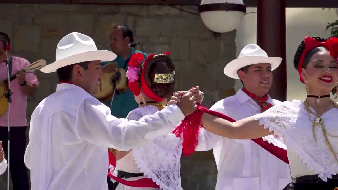 Mexiko/Mexico – Compañia Titular de Danza Folclórica de la UANL  (3/3)