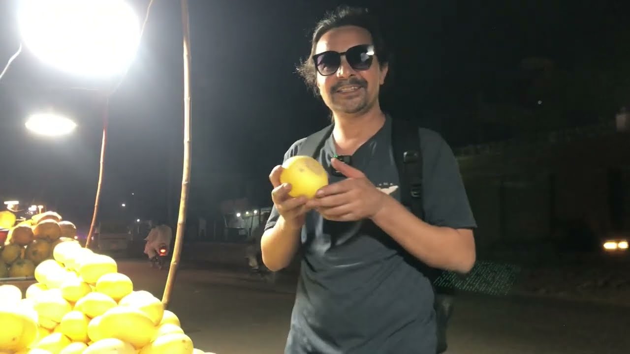 Saddar Fruit Market Karachi 😳 | Aaj Ke Fruits Rates Kya Hain? | Apple Banana Mango Prices