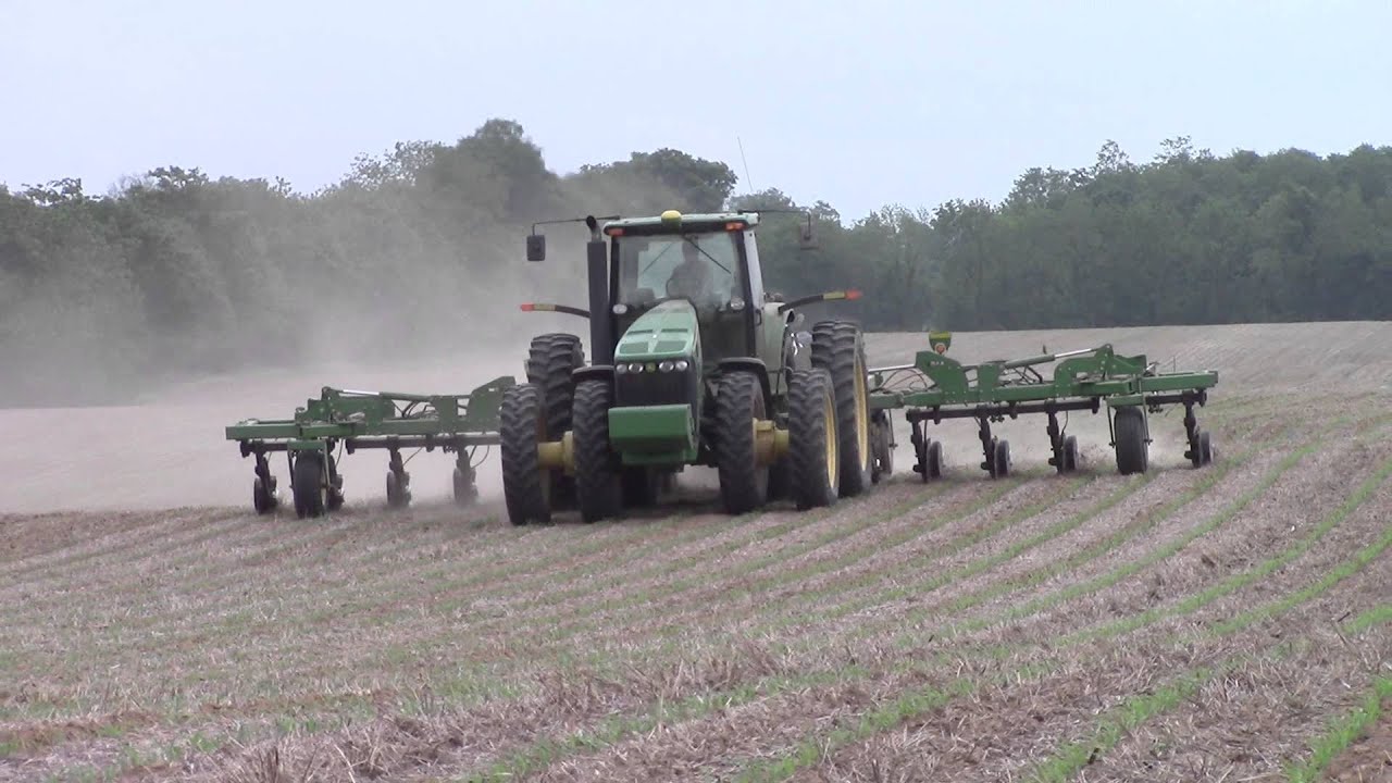 John Deere 2510H Side Dressing NoTill Corn