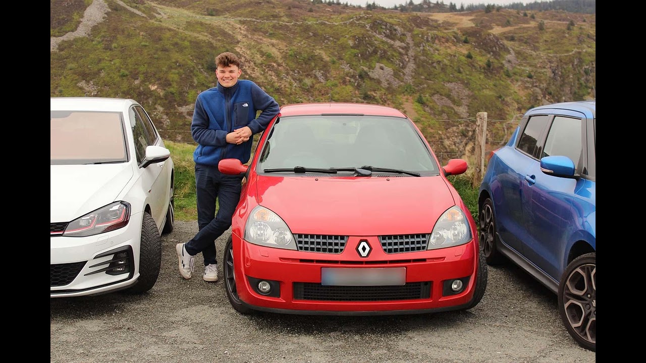 Renault Clio 182 Trophy: A Case for Classic Hot Hatches