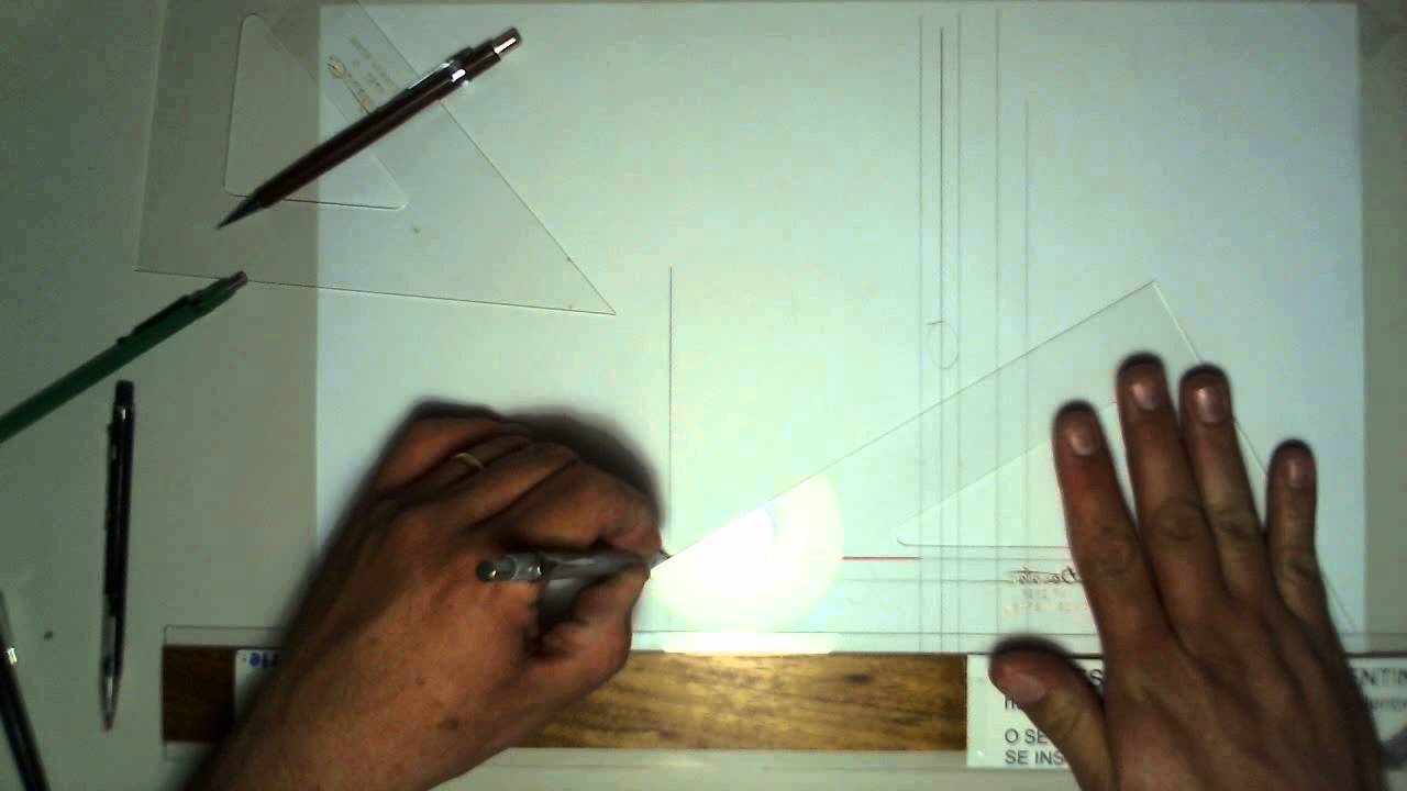 | DESENHO BÁSICO | AULA 02 - EQUIPAMENTOS TÉCNICOS PARA DESENHO: USO DOS ESQUADROS E DA RÉGUA T
