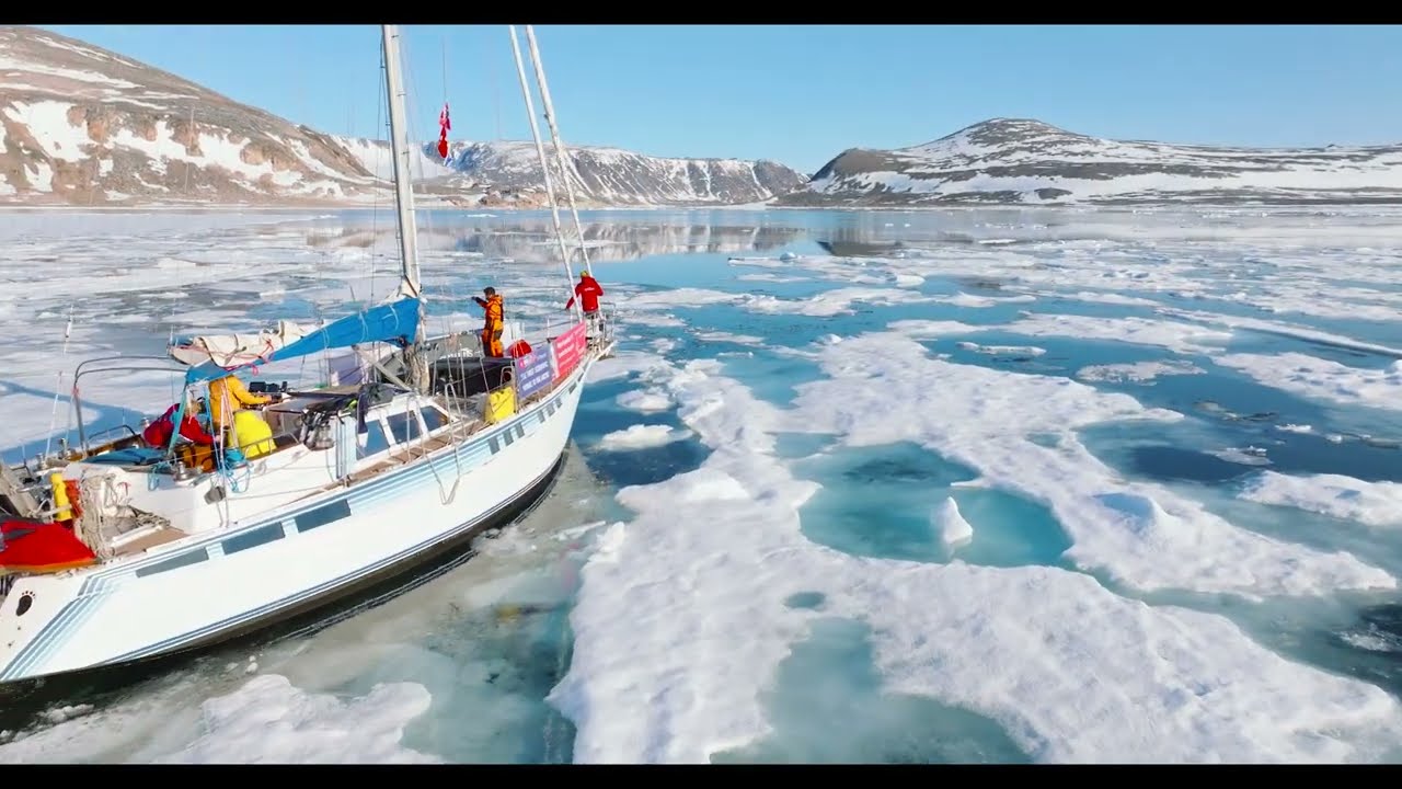 Sailing Boat Trapped in Ice near North Pole | Dramatic Fight for Freedom | S.O.S? Svalbard Sailing!