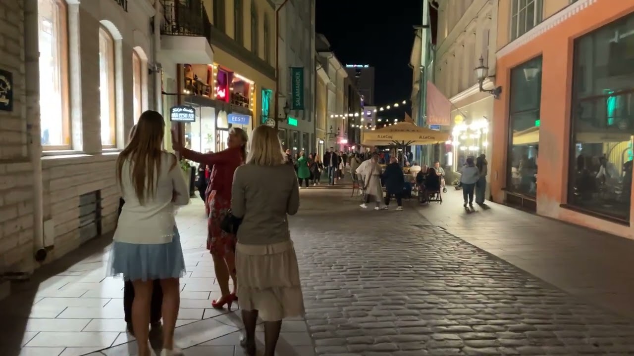 🇪🇪 | Short Night walking Tour | Tallinn Old Town  | Summer Night  |