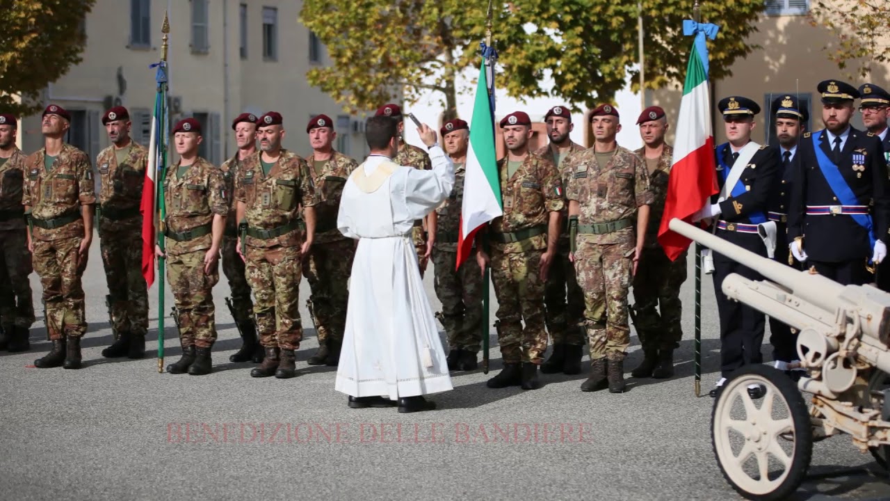 25 OTTOBRE 2018 - FOLGORE- BENEDIZIONE DELLE BANDIERE DI GUERRA E ONORE AI CADUTI