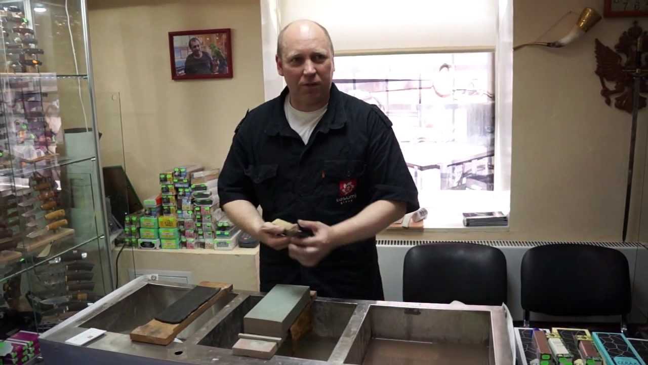 Как заточить ножи на водных камнях 1/2