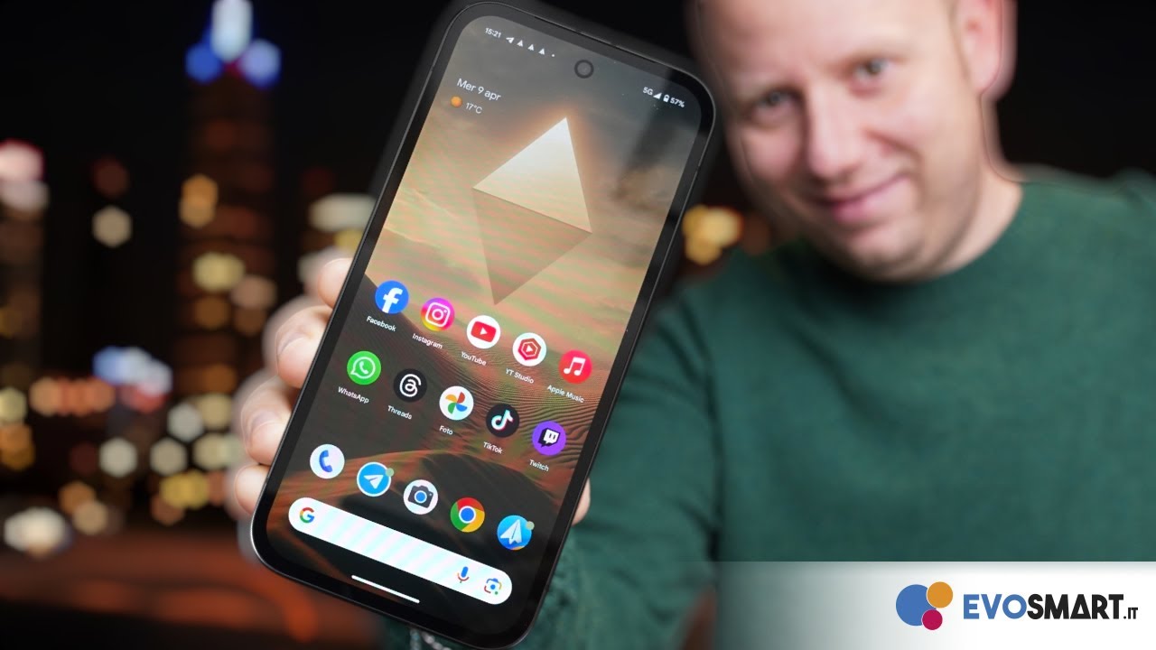 ALTRO CHE IPHONE 16e...Recensione GOOGLE PIXEL 9A!