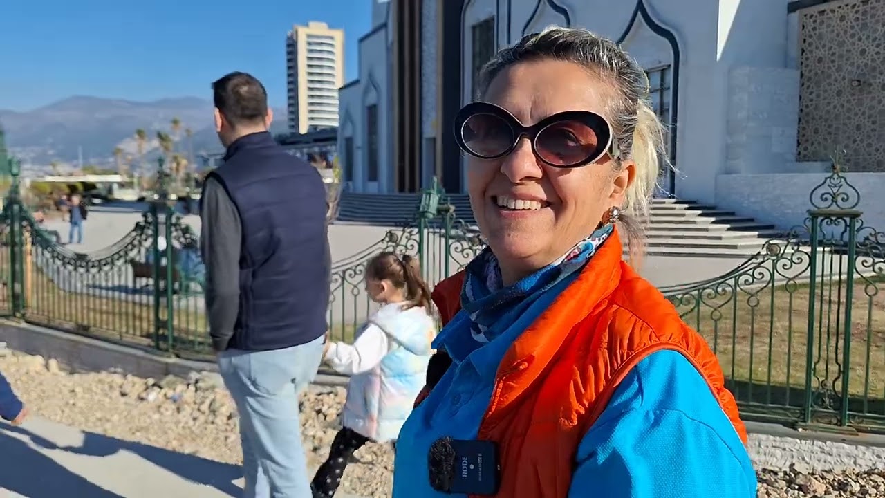 Hatay İskenderun'da güneşli bir gün 