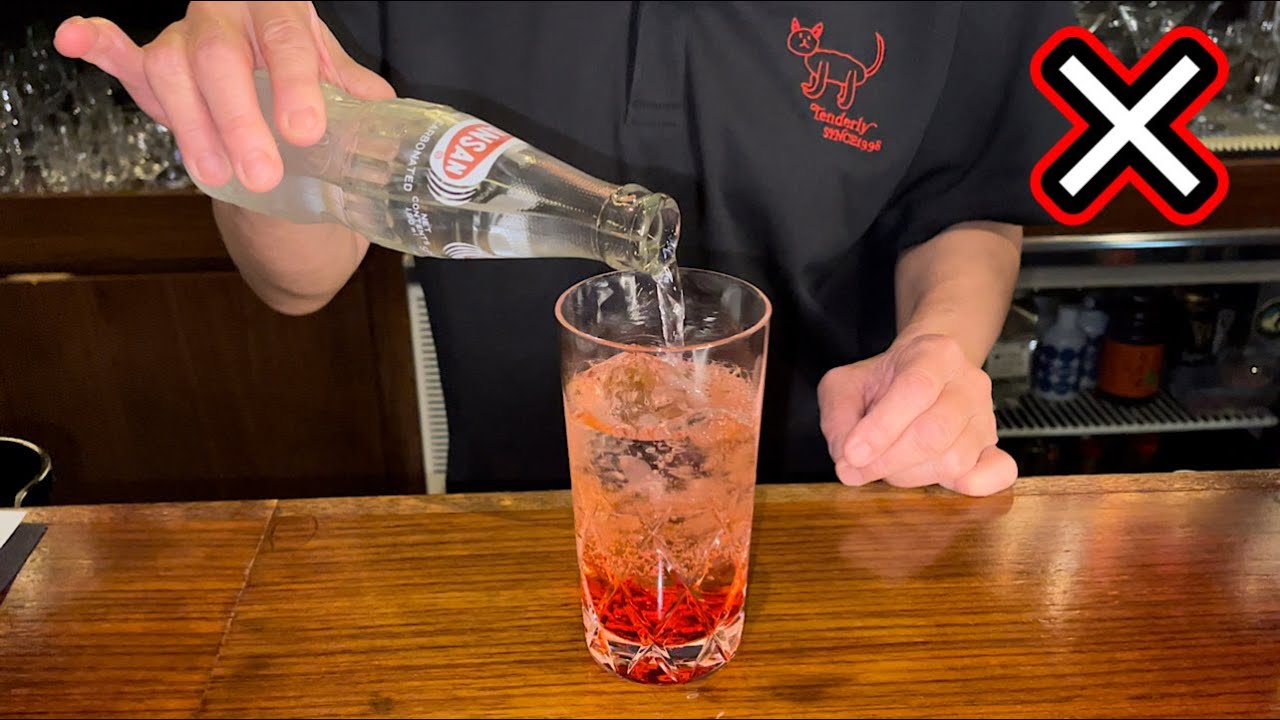 炭酸の注ぎ方　一流バーテンダーの一歩深いポイント