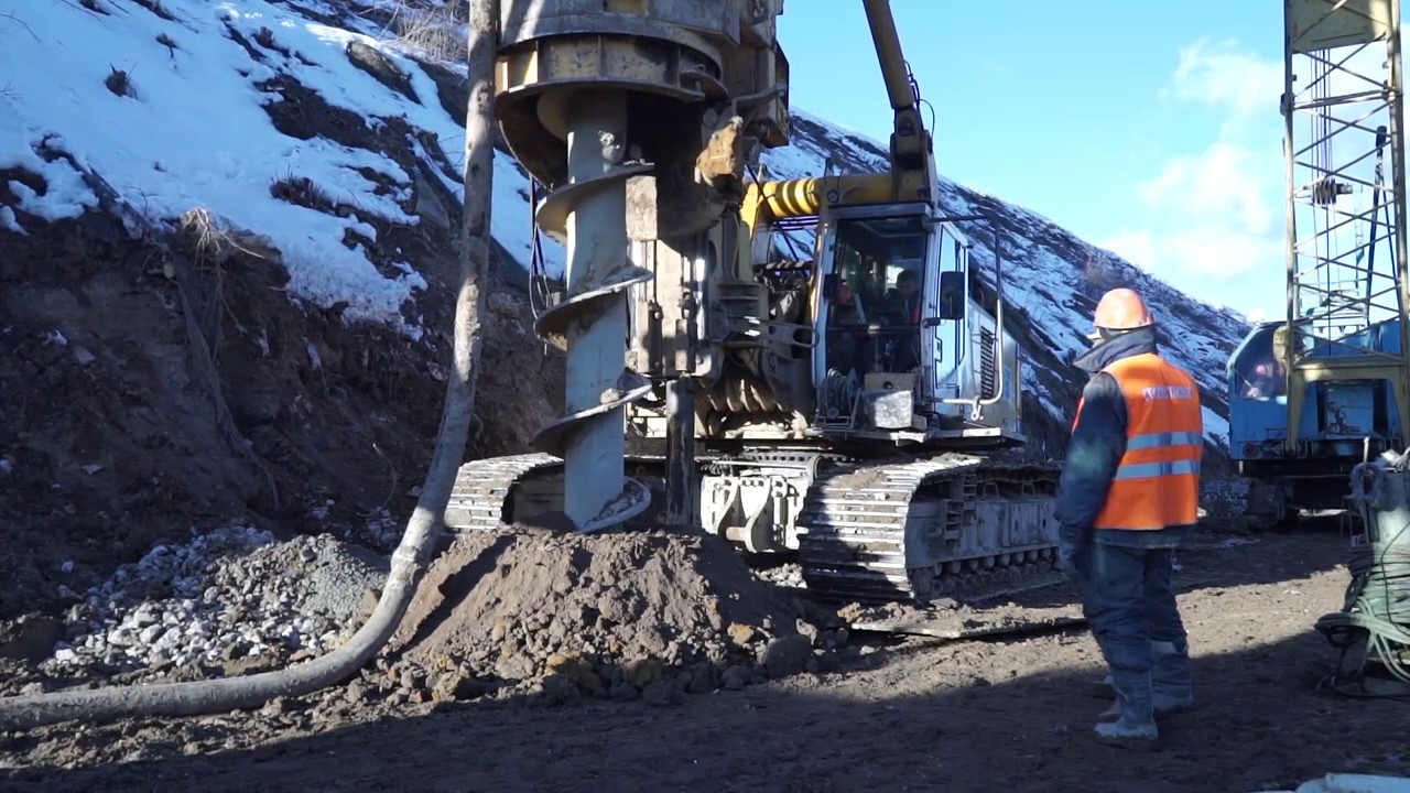 Буровая установка Bauer BG 28 бурение CFA