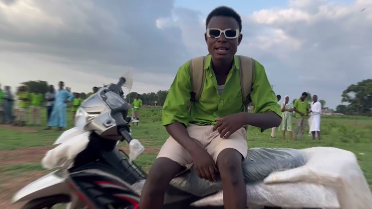KING BAYAANA SONG  TITLE: TISSEC