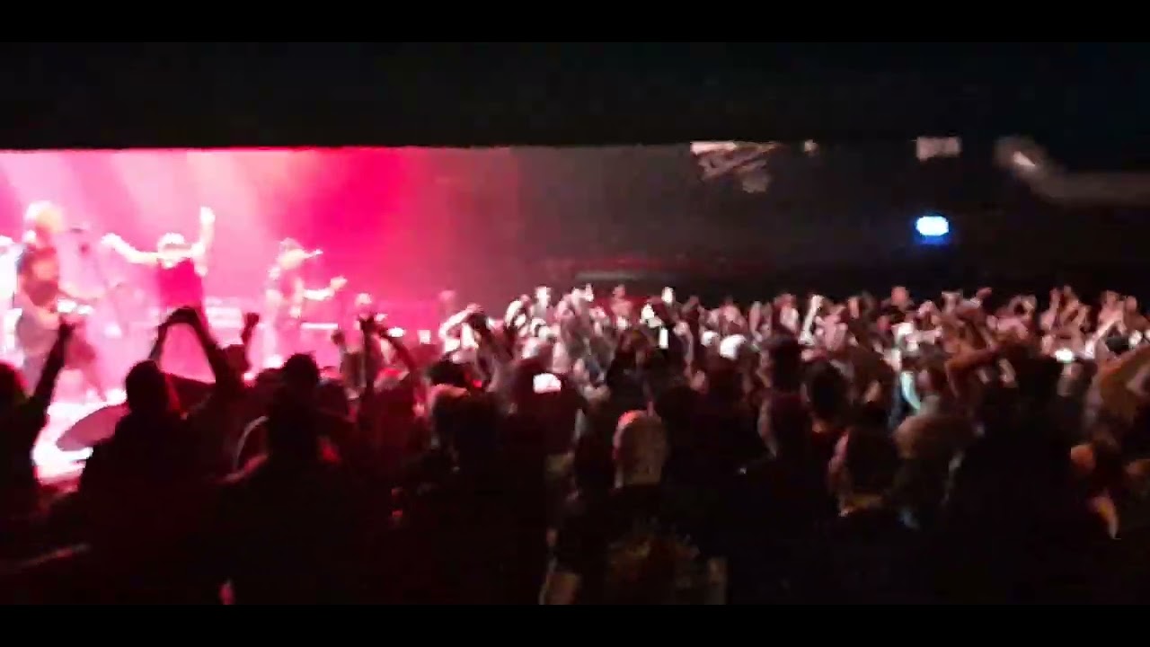 agnostic front /wisdom in chains 9.2.26 gotta go garage sb