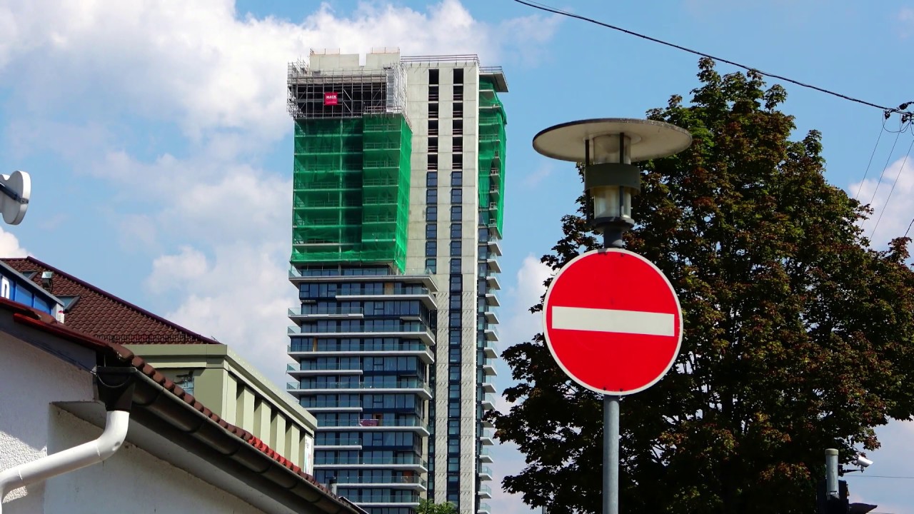 Fellbach von unten - Schwabenlandtower - Groß, größer, Größenwahn - Fellbacher Bausünden